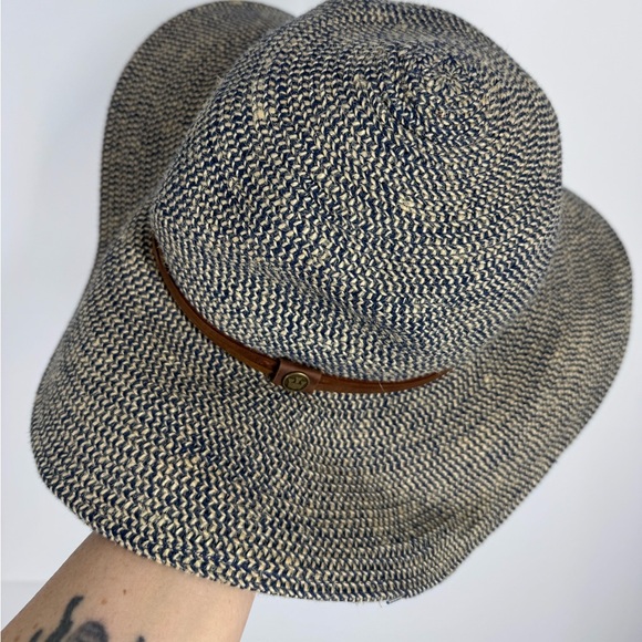 Goorin Bros Floppy Mother Jugs packable hemp and cotton sun hat - Picture 3 of 5